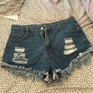 Plus size Dark blue jean shorts